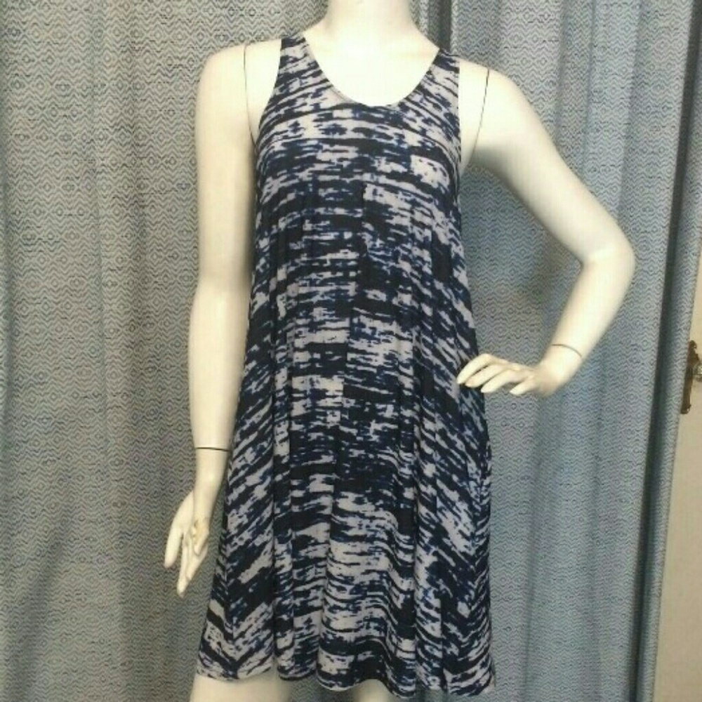 Viereck Flo Dress Size L